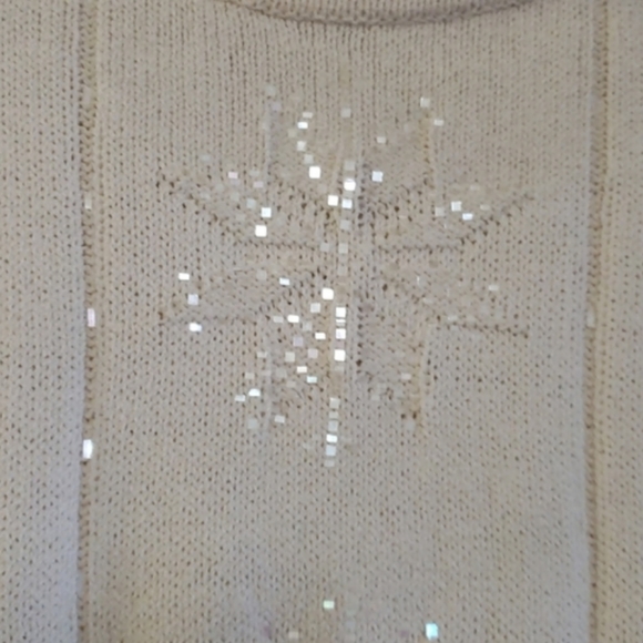 St. JOHN SPORT Cream Sequin Snowflake Sparkles Mock Neckline Size Small - Picture 7 of 13